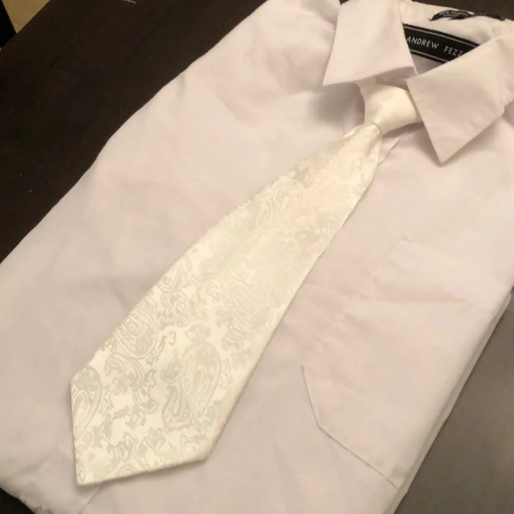 Tie 👔
